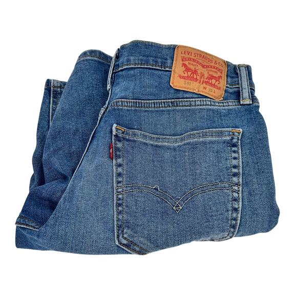 Levi's 541 Jean Shorts Mens 31 (32x10 ACTUAL) Athletic Taper Blue Denim - Picture 1 of 7